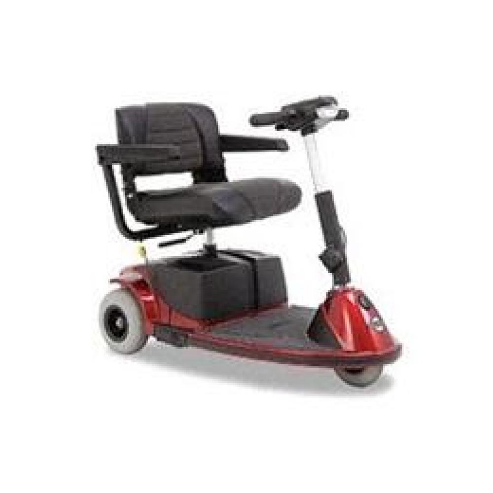 Image for product - Revo 3-Wheeled Scooter Image for product - Revo 3-Wheeled Scooter